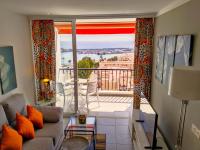 Appartement Orange trees vue mer panoramique 150m des plages - Chambres d'hôtes Los Cristianos