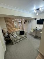 Modern Flat in Walsall UK - B&B Bloxwich