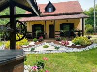 Cabana Poarta Raiului - B&B Mada