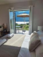 Sea Breeze Apartments - Bed and Breakfast Kamenari