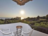 Katy's House Spacious House by a quiet beach next to N Potidea - B&B Nea Potidaia