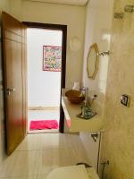 Dreibettzimmer mit Gartenblick