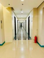 Vinia Infinity Studio 2 Near Malls with WiFi Netflix and Karaoke - B&B Manila