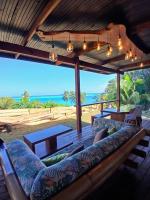 Fare Ohiti, face au spot de surf de Haapiti - B&B