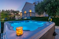 HOLIDAY HOUSE LAVANDA - B&B Zemunik Gornji