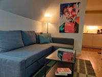 Studio Apartment with One Double Bed