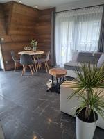 Apartamenty pod Gontem Zakopane-blisko Krupówek - B&B Zakopane