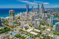 The Palm - Best Location in Surfers Paradise - Bed and Breakfast Gold Coast