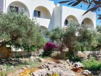 Villa Chariklia Studios - Bed and Breakfast Kambiá