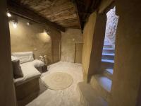 Double or Twin Room with Private Bathroom