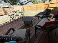 The Wildflower Cottage - Close to The Garden of the G O D s - Bed and Breakfast Colorado Springs
