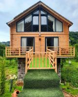 Hanging Garden Holiday Home - Riverside - B&B