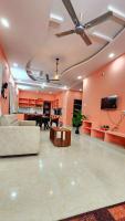 Ruhithahomestay- AC ROOMS-FREE WIFI- ANDROID TV - NEAR TO ALIPIRI- DOOR SERVICE - B&B