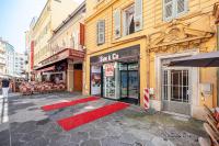 Massena Street - 1 Bdr Duplex with AC & Parking - B&B