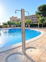 Coqueto con PISCINA, nuevo a 50m del mar, Parking Gratis - B&B El Campello