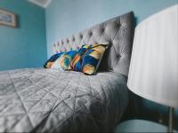 Classic One-Bedroom Apartment with King Bed