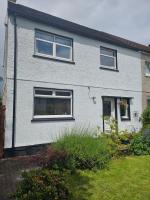 Spacious 2 bedroom house on the edge of Balloch - B&B