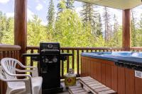 Two-Bedroom Suite with Hot Tub