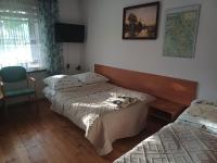 Vierbettzimmer mit Bad