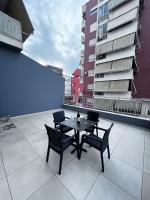 New Baazar Terrace Apartment - B&B