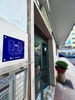 Two Rooms Napoli - Bed and Breakfast