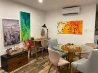 Castillo del Parque Stylish 2bed Calle Loiza Apartment - B&B San Juan
