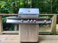 Close to Lake Blue Ridge, Hot Tub, Swing Beds - B&B Morganton