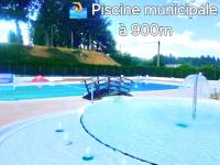 MAISON DE VACANCES - Jardin, barbecue et charme - Bed and Breakfast Salmiech