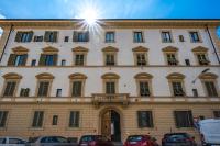 Quiet Designer Flat with Private Rooftop Terrace - Chambres d'hôtes Florence