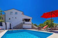 Holiday house CHARMING with private pool - Ferienwohnung Kras