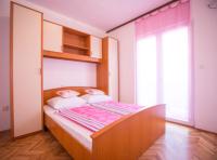 One Bedrom Apartment with Balcony