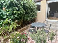 Parking et extérieur à 50m de la Saône - B&B