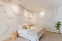 Zimmer mit Kingsize-Bett