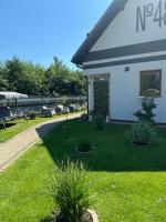 48C Domki letniskowe i apartament - B&B Pobierowo