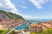 Portopiccolo Apartments Topazio nel Borgo - with beach included - B&B