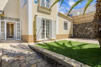Villa con piscina en Madroñal Fañabe, Costa Adeje - Chambres d’hôtes Adeje