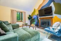 Game Room Hot Tub Mins to Slopes Fire Pit - Ferienwohnung