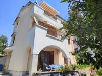 Apartmani Crikvenica 43943 - Zeljko - B&B