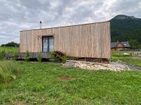Bird's Nest Hideaway TINYHOUSES - B&B Kvačany