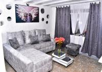 Casangel Hogar Familiar en Sector Exclusivo cerca al Aeropuerto Local frente al Poblado - Ferienwohnung