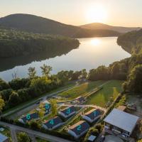 domki Koziniec6 na wyłączność Myczkowce Solina Bieszczady - Bed and Breakfast