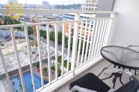 Royal Suites Studio 11QX - Citra Plaza Nagoya - B&B