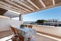 Casa Vacanze Orlando - Con Veranda Vista Mare a 200M dal Mare - Chambres d'hôtes Leuca