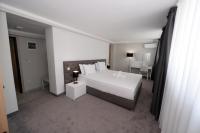 Superior One-Bedroom Apartment with Balcony