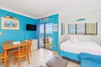 The Palace 405 - B&B