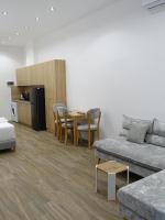 Studio Appartement met Balkon