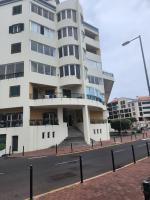 Blue Diamond-seaview & free park - B&B Funchal