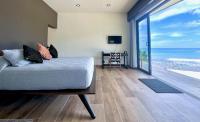 King Suite with Ocean View