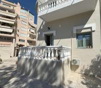 Apartment mit 1 Schlafzimmer und Balkon