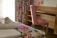 Large Double or Twin Room